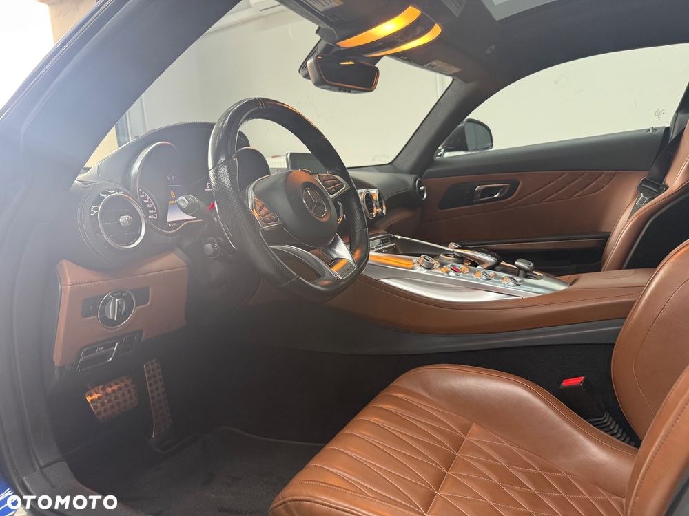 Mercedes-Benz AMG GT - 19