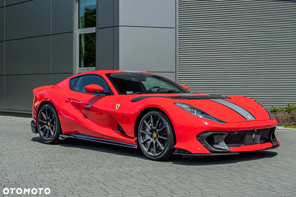 Ferrari 812 Superfast - 2