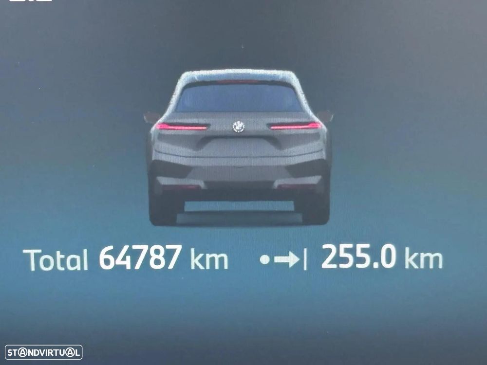 BMW iX xDrive 50 Pack Desportivo - 9