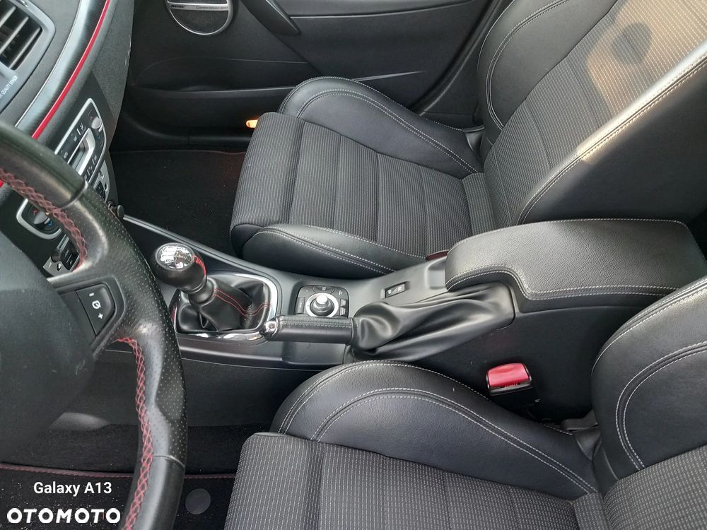 Renault Megane 2.0 dCi GT Robert Kubica - 12