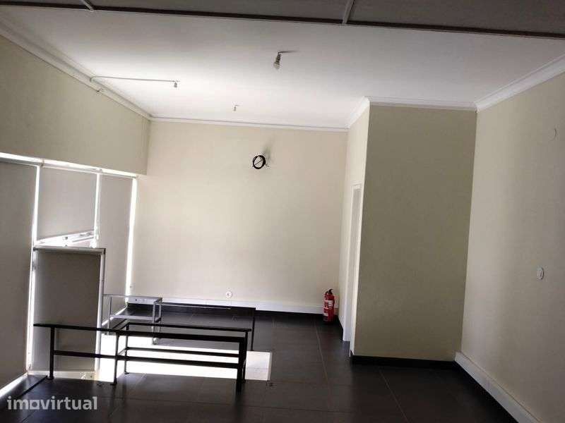 Arrendamento de espaço comercial na rua igreja,230 - Grande imagem: 4/4