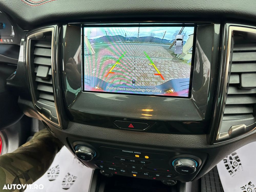 Ford Ranger Pick-Up 2.0 EcoBlue 213 CP 4x4 Cabina Dubla Limited Aut. - 28