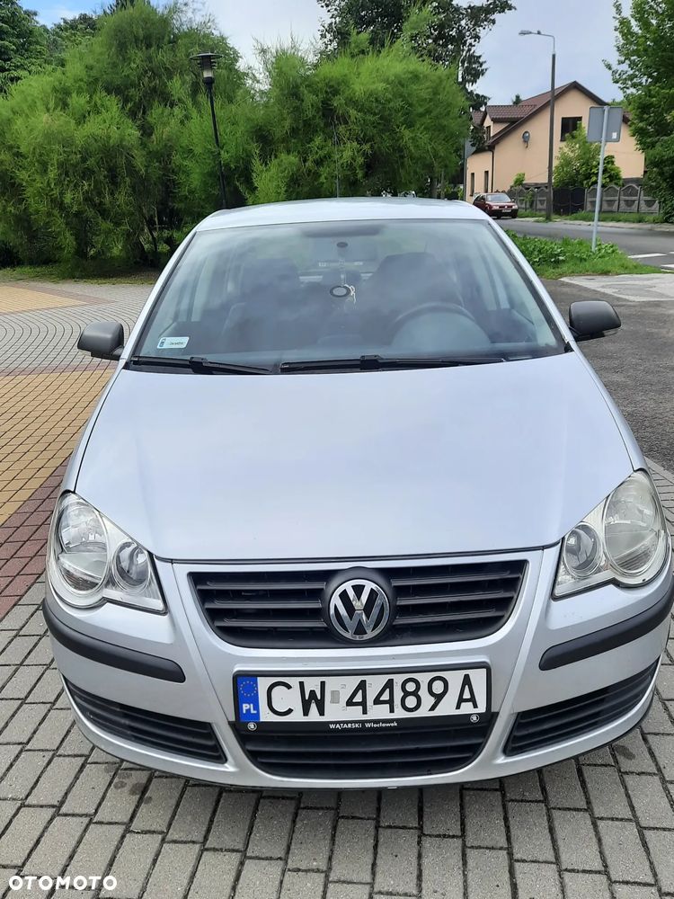 Volkswagen Polo - 2