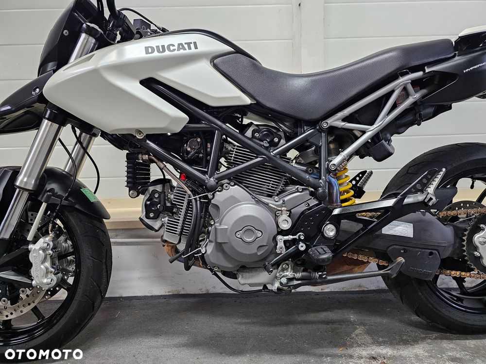Ducati Hypermotard - 8