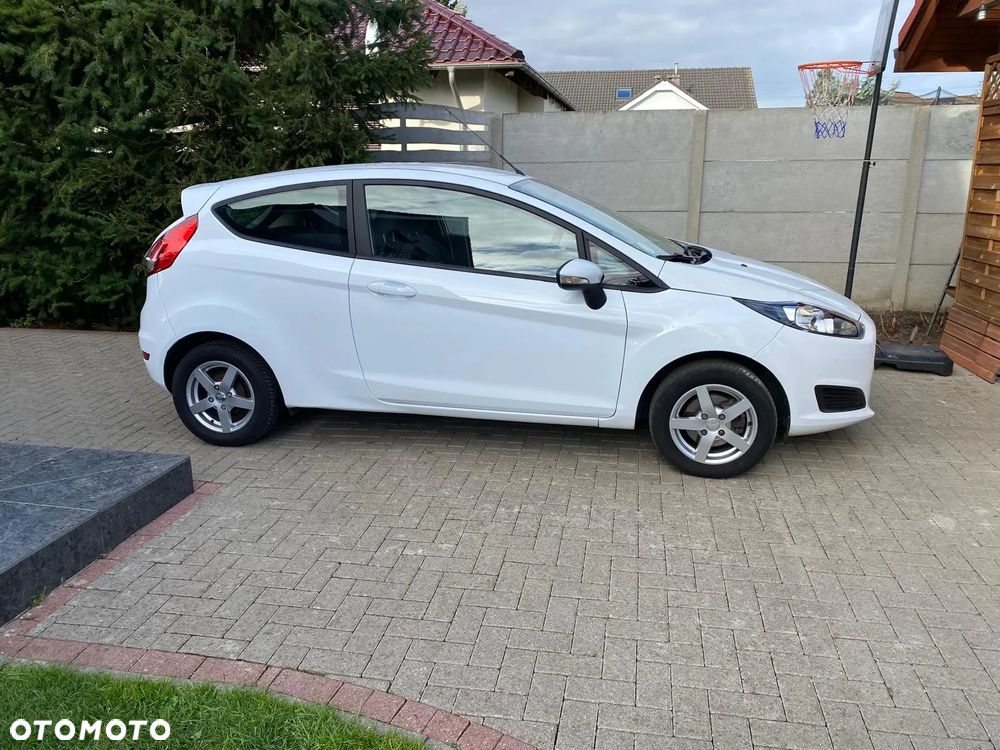 Ford Fiesta - 12