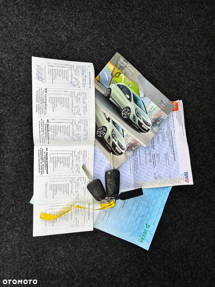 Opel Corsa 1.4 16V Satellite - 21