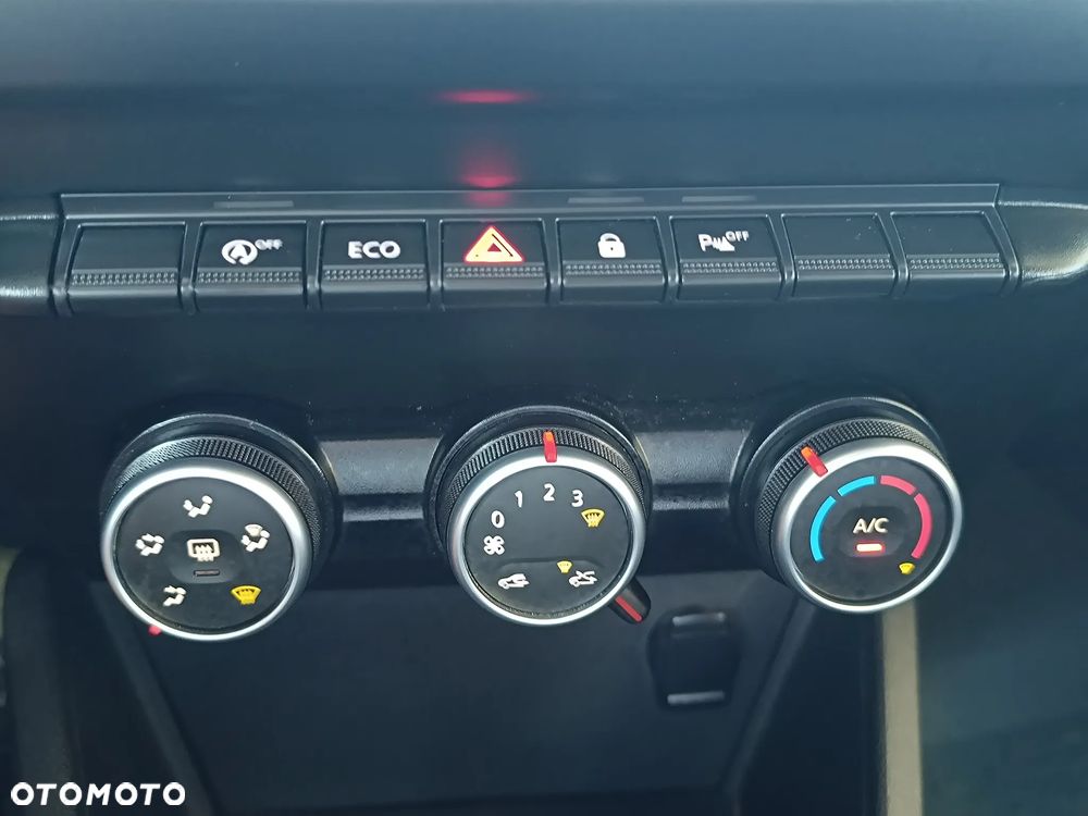 Dacia Duster 1.0 TCe Essential - 19