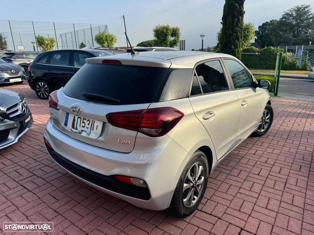 Hyundai i20 1.0 T-GDI Style DCT - 10