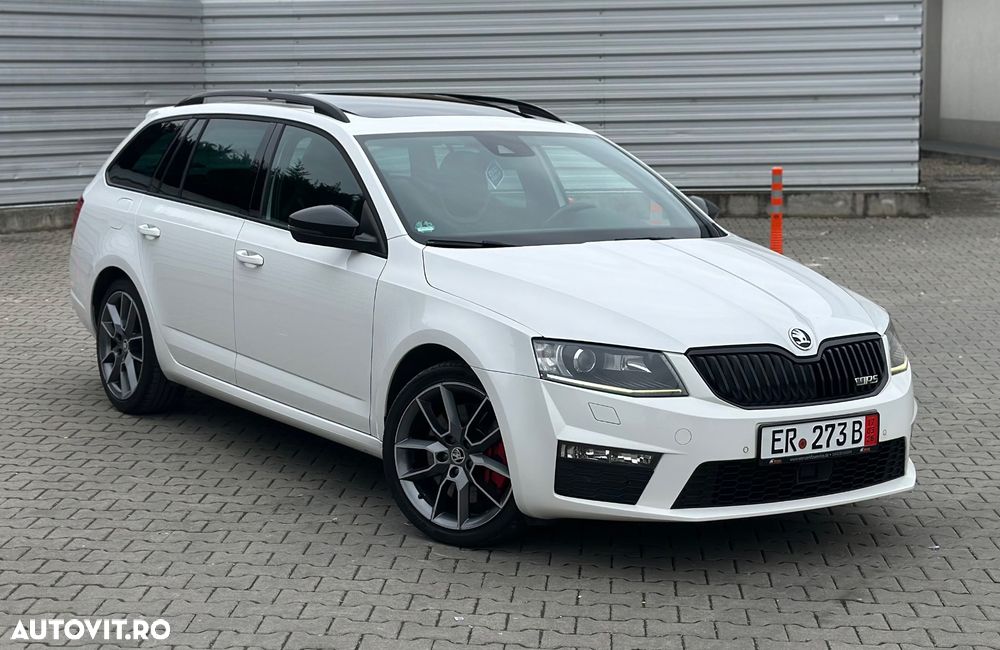 Skoda Octavia 2.0 TDI RS DSG - 2
