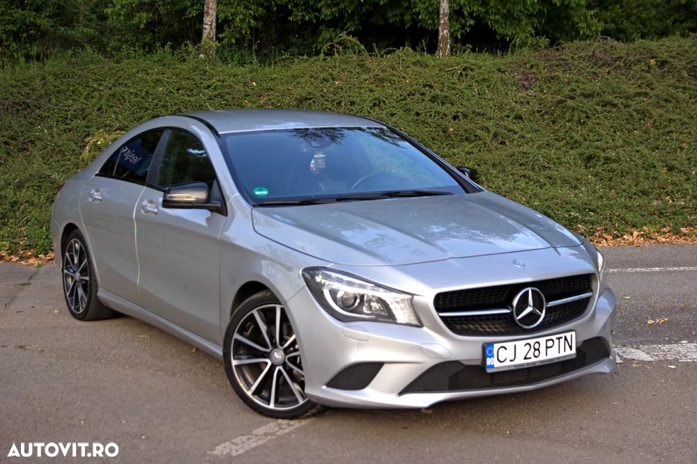 Mercedes-Benz CLA 220 CDI 7G-DCT AMG Line - 2