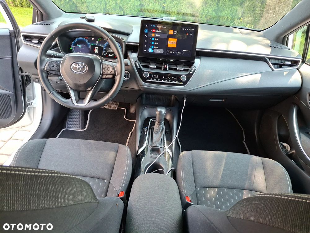 Toyota Corolla 1.8 Hybrid Comfort - 13