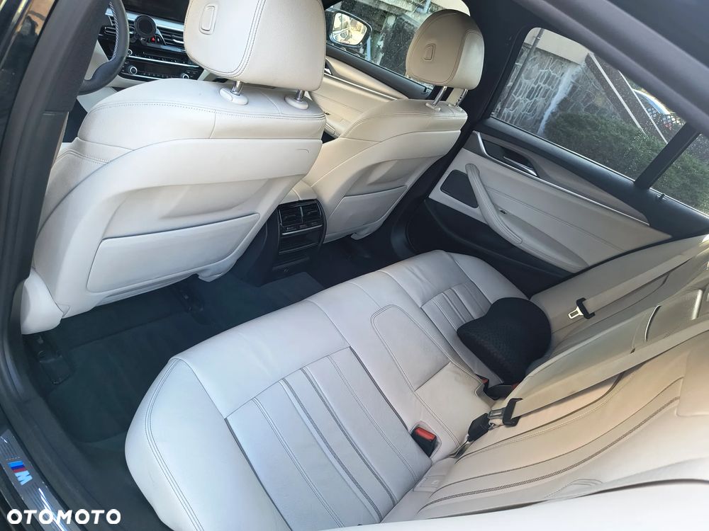 BMW Seria 5 540i xDrive M Sport sport - 9