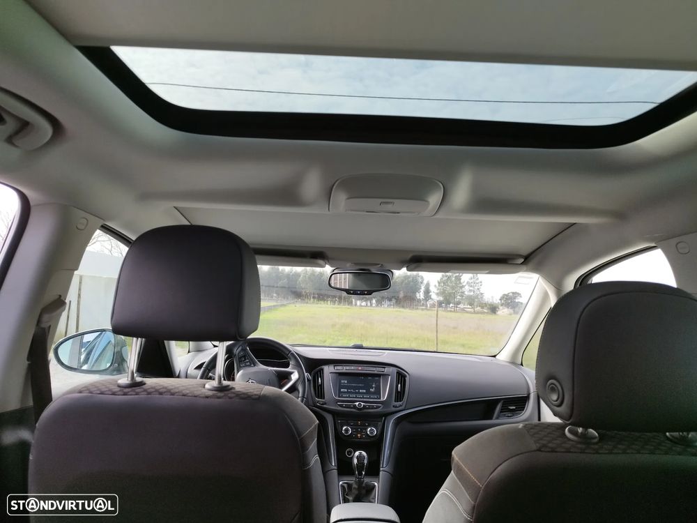 Opel Zafira 1.4 T Dynamic GPL - 19