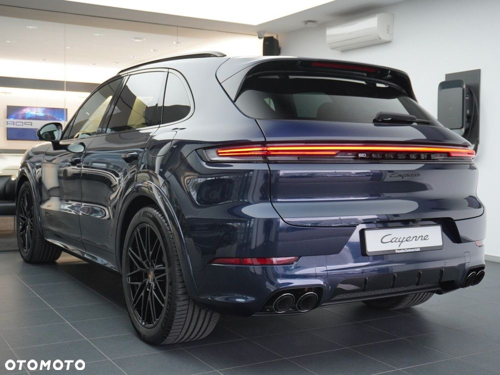 Porsche Cayenne E-Hybrid PHEV Black Edition - 18