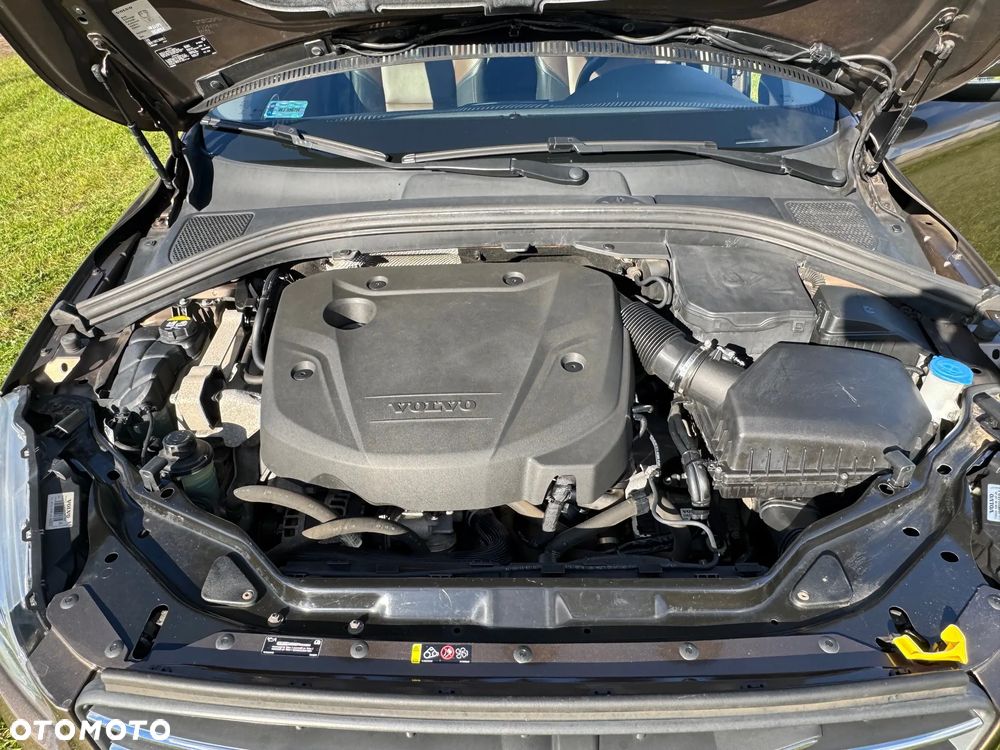 Volvo XC 60 D4 Momentum - 27
