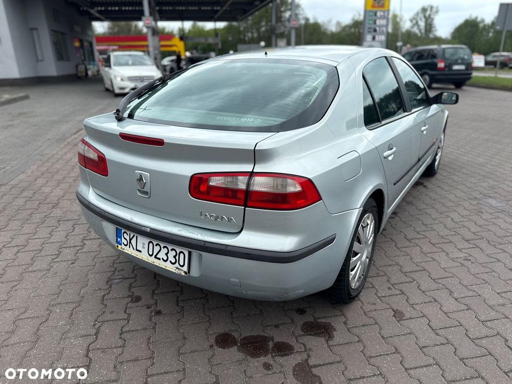 Renault Laguna 1.8 RXE Millenium - 7