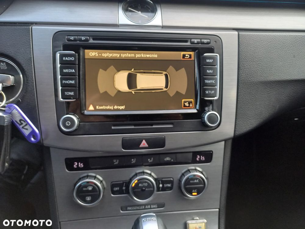 Volkswagen Passat 2.0 TDI Comfortline DSG - 23
