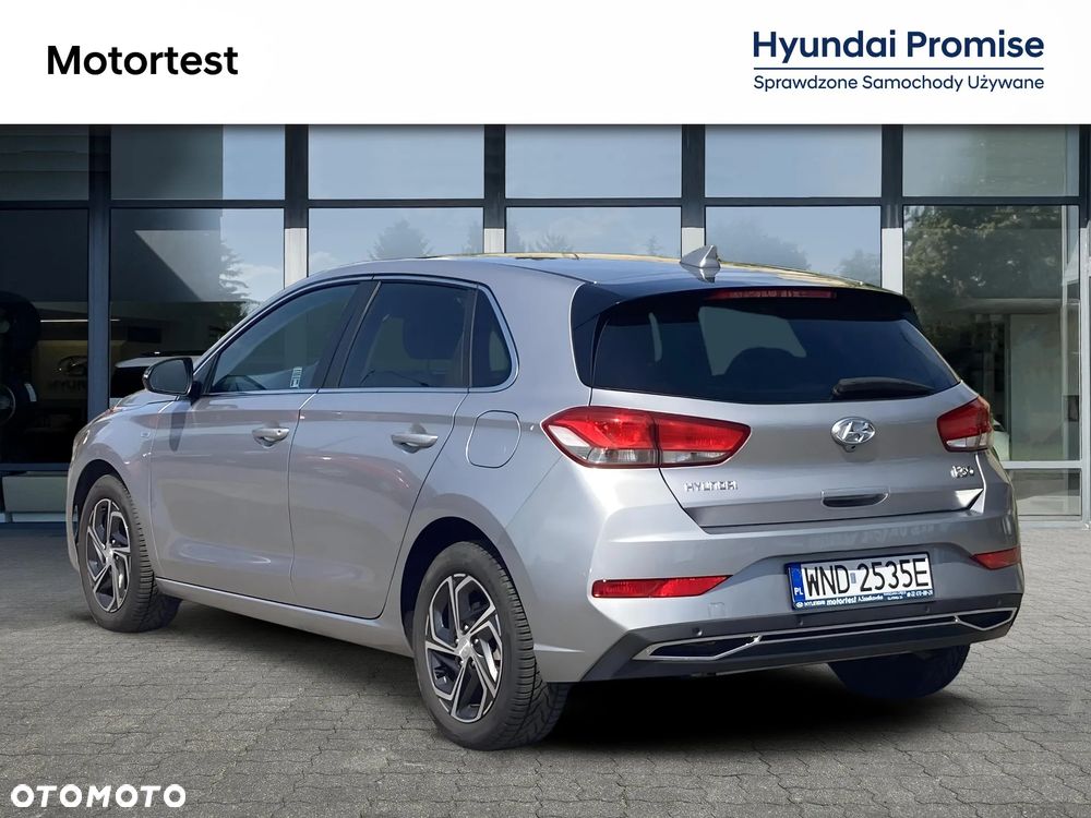 Hyundai i30 1.5 T-GDI 48V Smart - 4