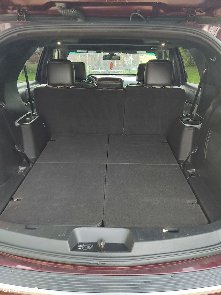 Ford Explorer - 10