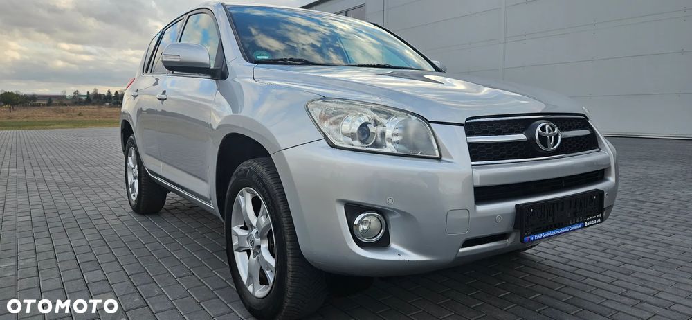 Toyota RAV4 2.0 VVT-i Sol - 2