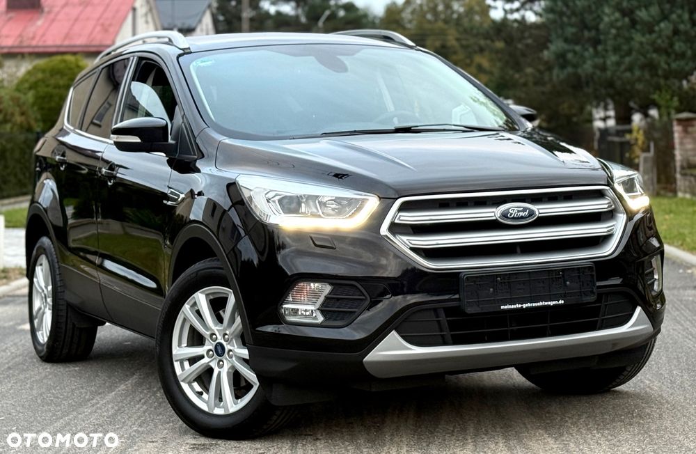Ford Kuga 1.5 EcoBoost 2x4 Cool & Connect - 4