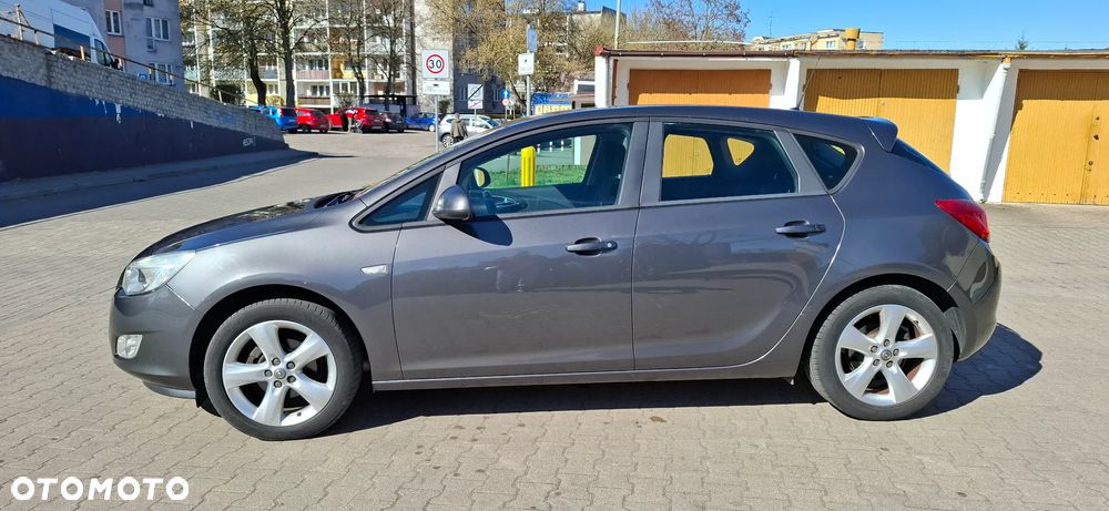 Opel Astra 1.4 Catch me - 6