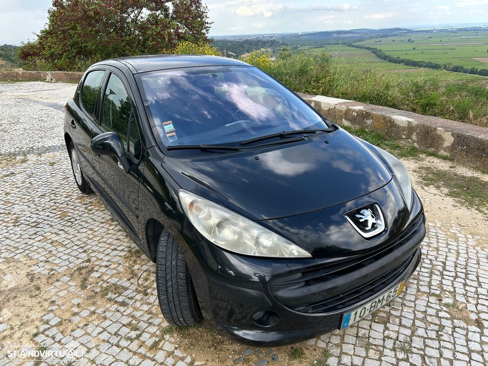 Peugeot 207 1.4 HDi Premium - 4