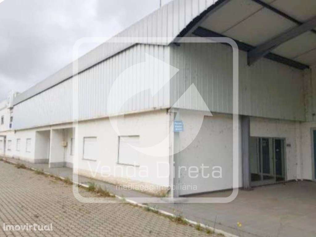 Armazém Industrial, implantado num lote com 10.000 m², na Zona Indu... - Grande imagem: 4/21