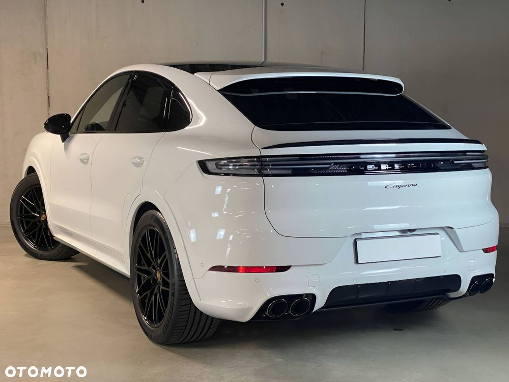 Porsche Cayenne Standard - 2