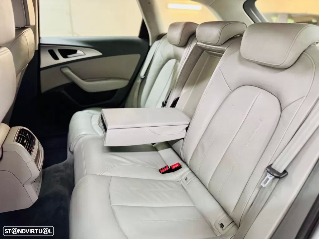 Audi A6 Avant 2.0 TDi Exclusive Multitronic - 36