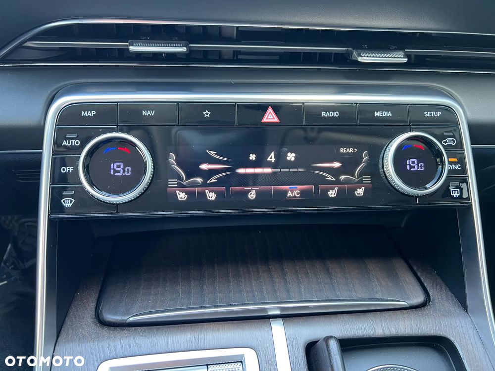 Genesis GV80 3.0 AWD AT8 7-Sitzer Luxury Line - 18