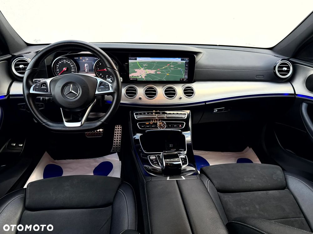 Mercedes-Benz Klasa E 220 d 4Matic 9G-TRONIC AMG Line - 14