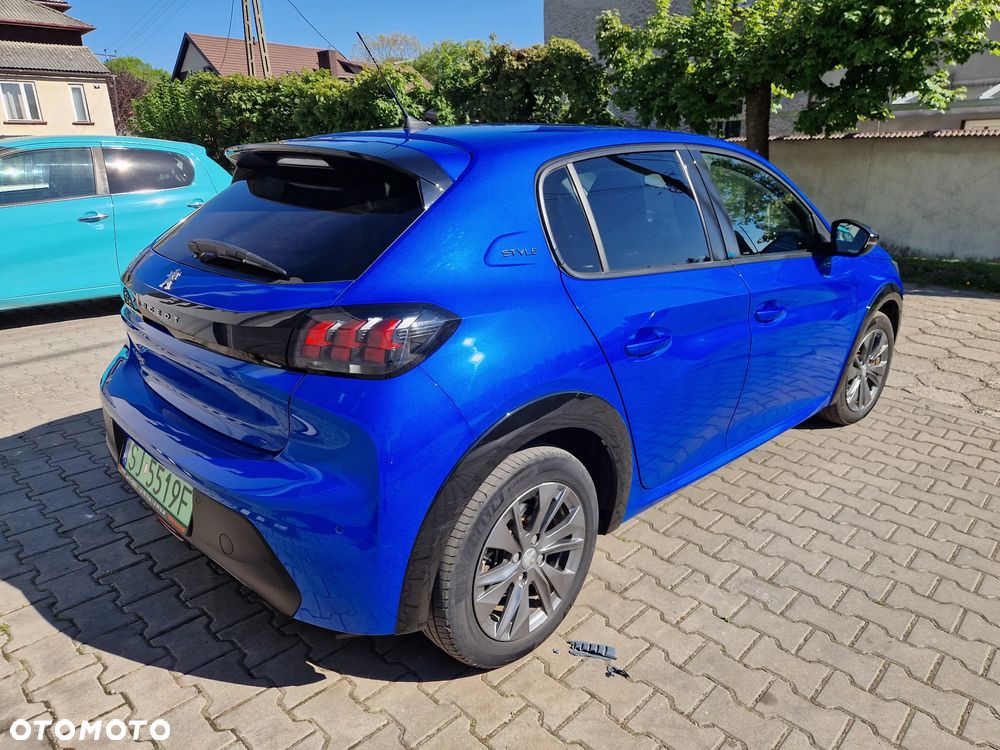 Peugeot 208 Elektromotor 136 E-Style - 4