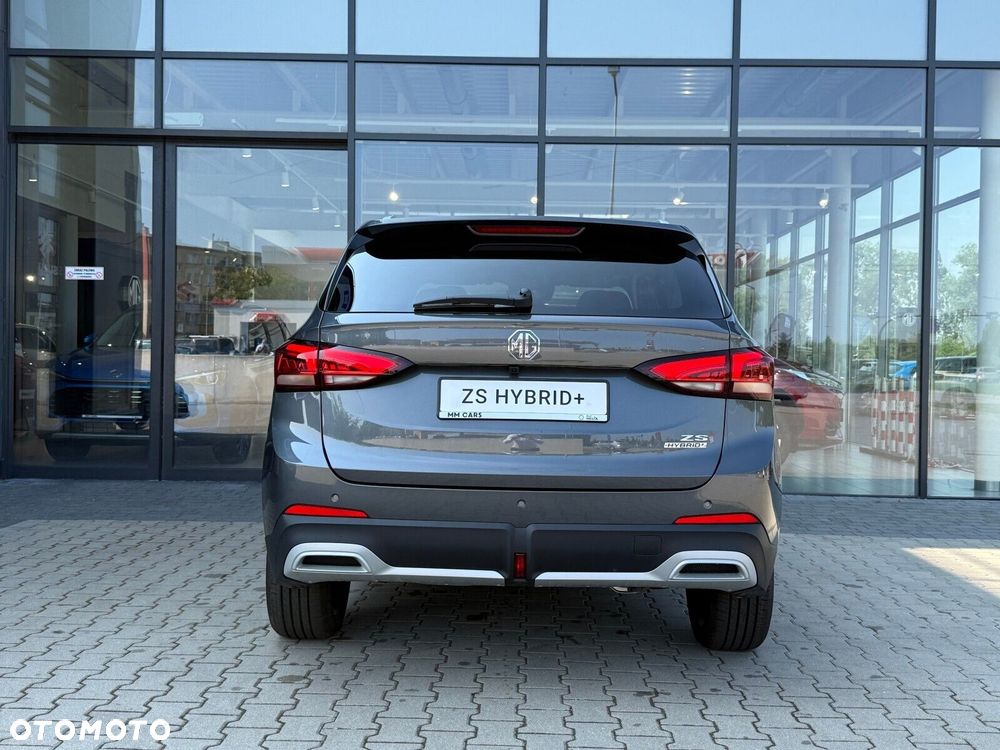 MG ZS Hybrid+ - 6