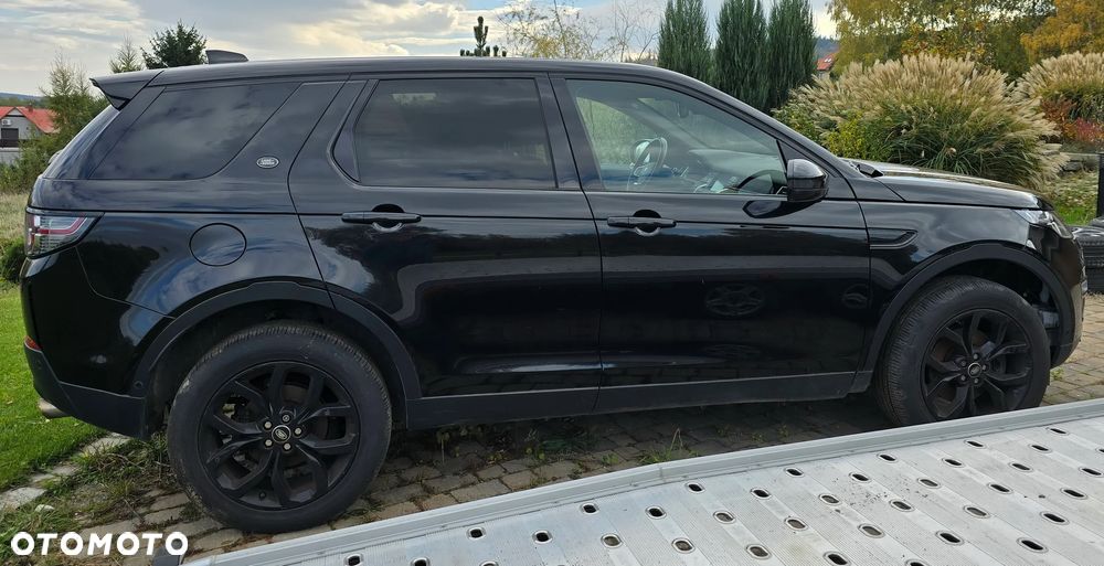 Land Rover Discovery Sport - 8
