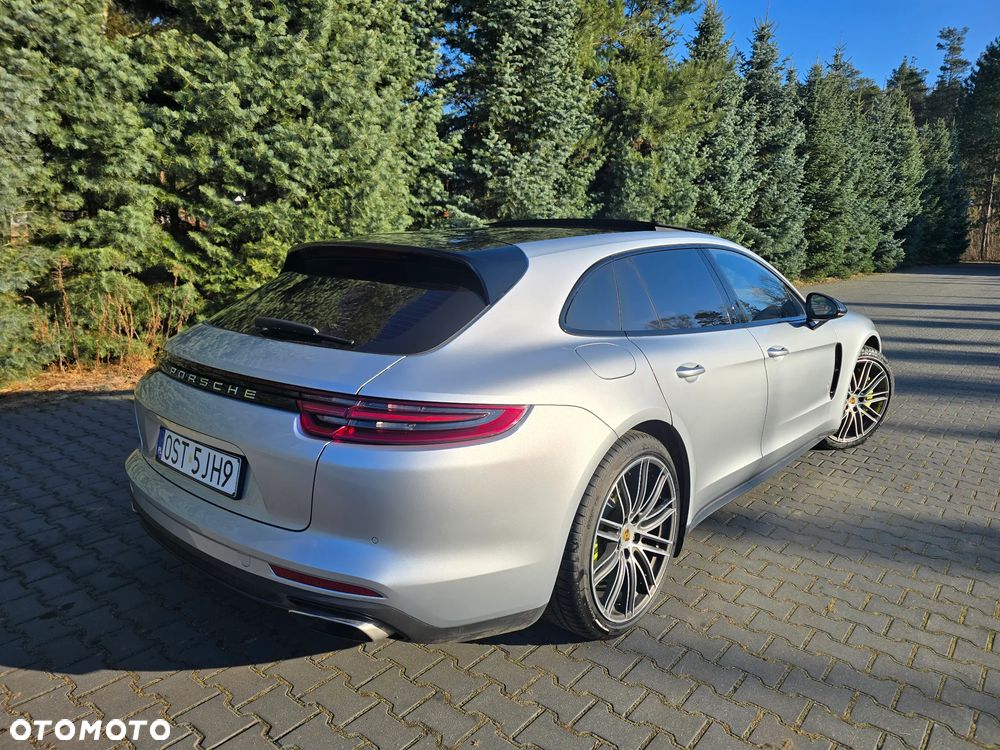 Porsche Panamera 4 - 7