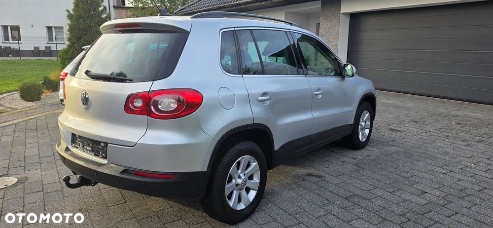 Volkswagen Tiguan - 10