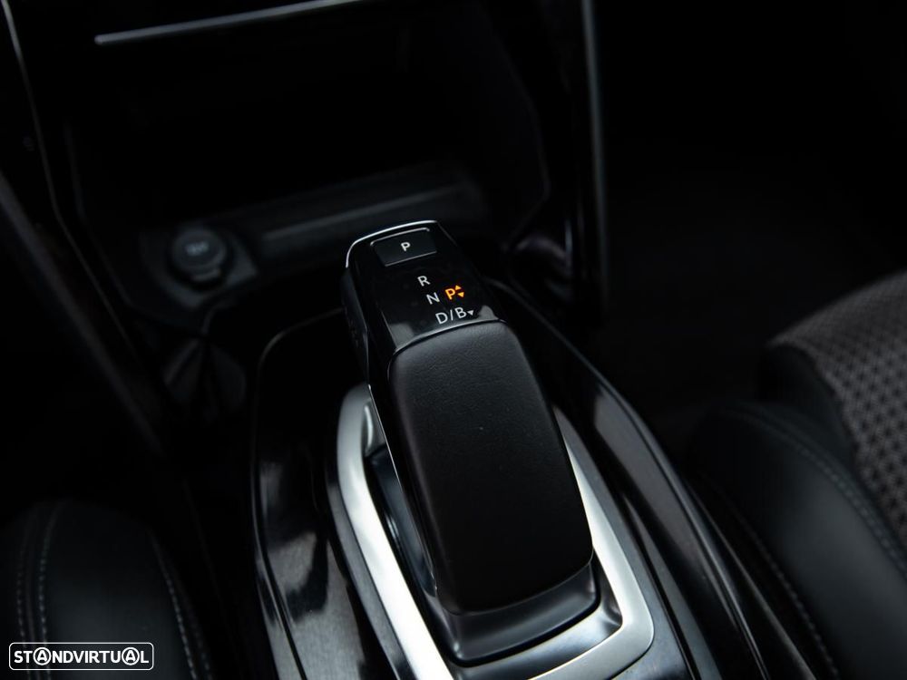 Peugeot e-2008 50 kWh GT - 20
