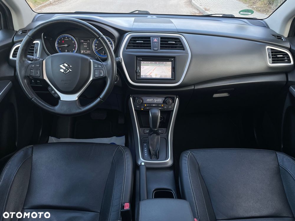 Suzuki SX4 S-Cross 1.6 VVT CVT 4x2 limited - 12