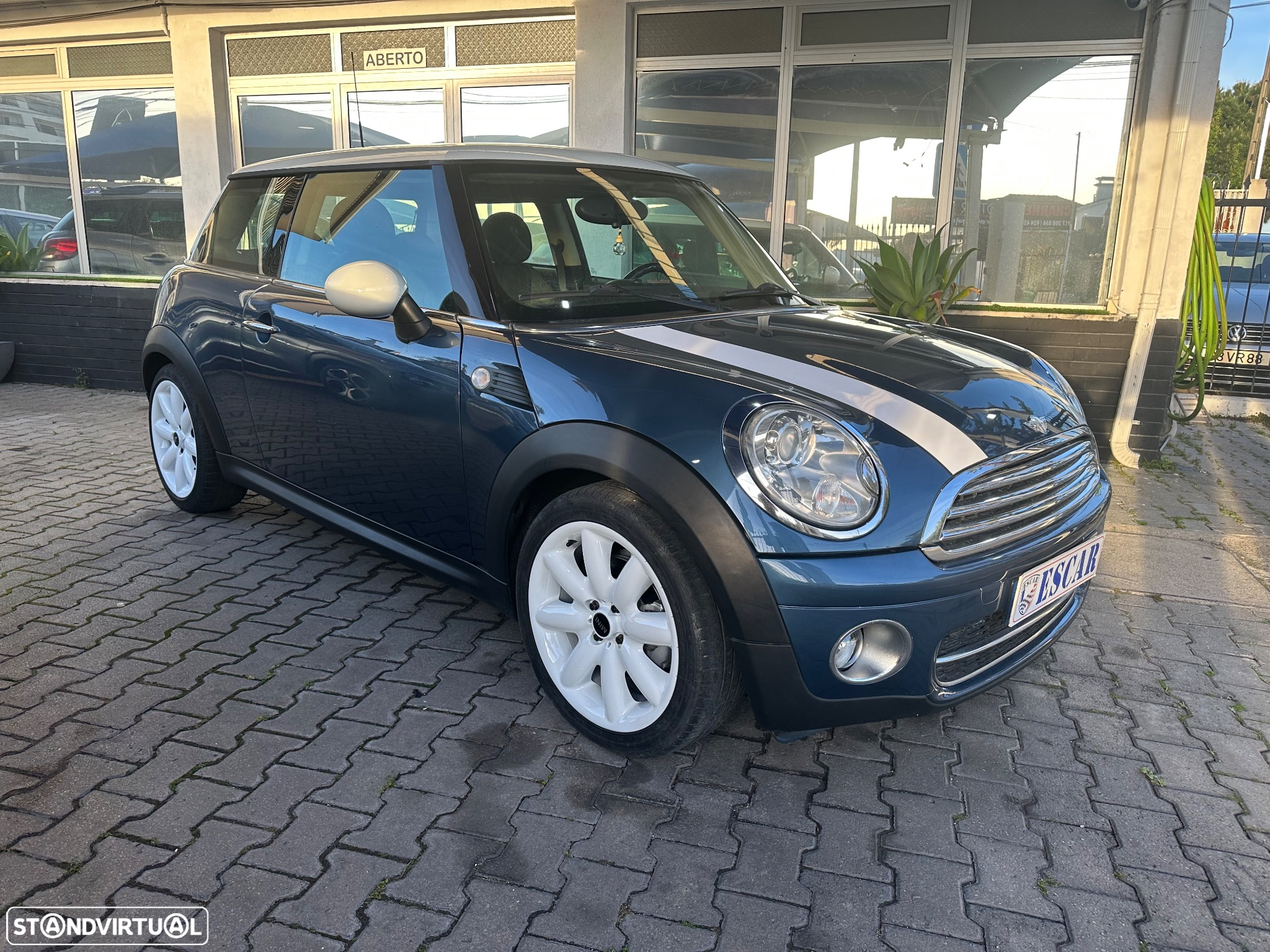 MINI 3 Portas Cooper D - 4