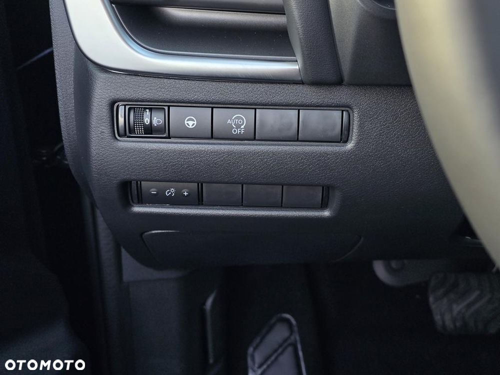 Nissan Qashqai 1.3 DIG-T MHEV N-Connecta Xtronic - 12