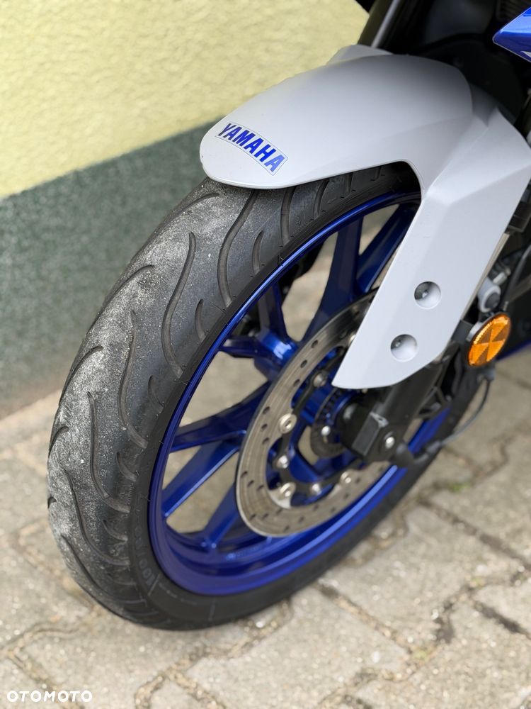 Yamaha YZF - 29