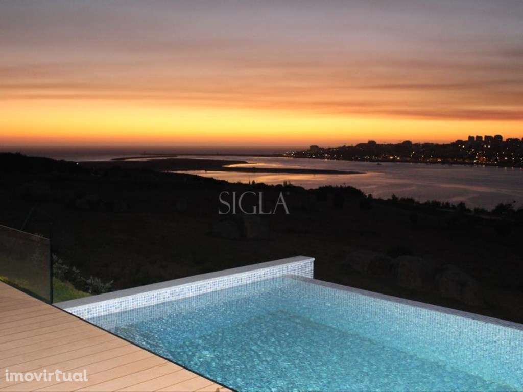 Moradia T4 com Vista Rio - Grande imagem: 2/43