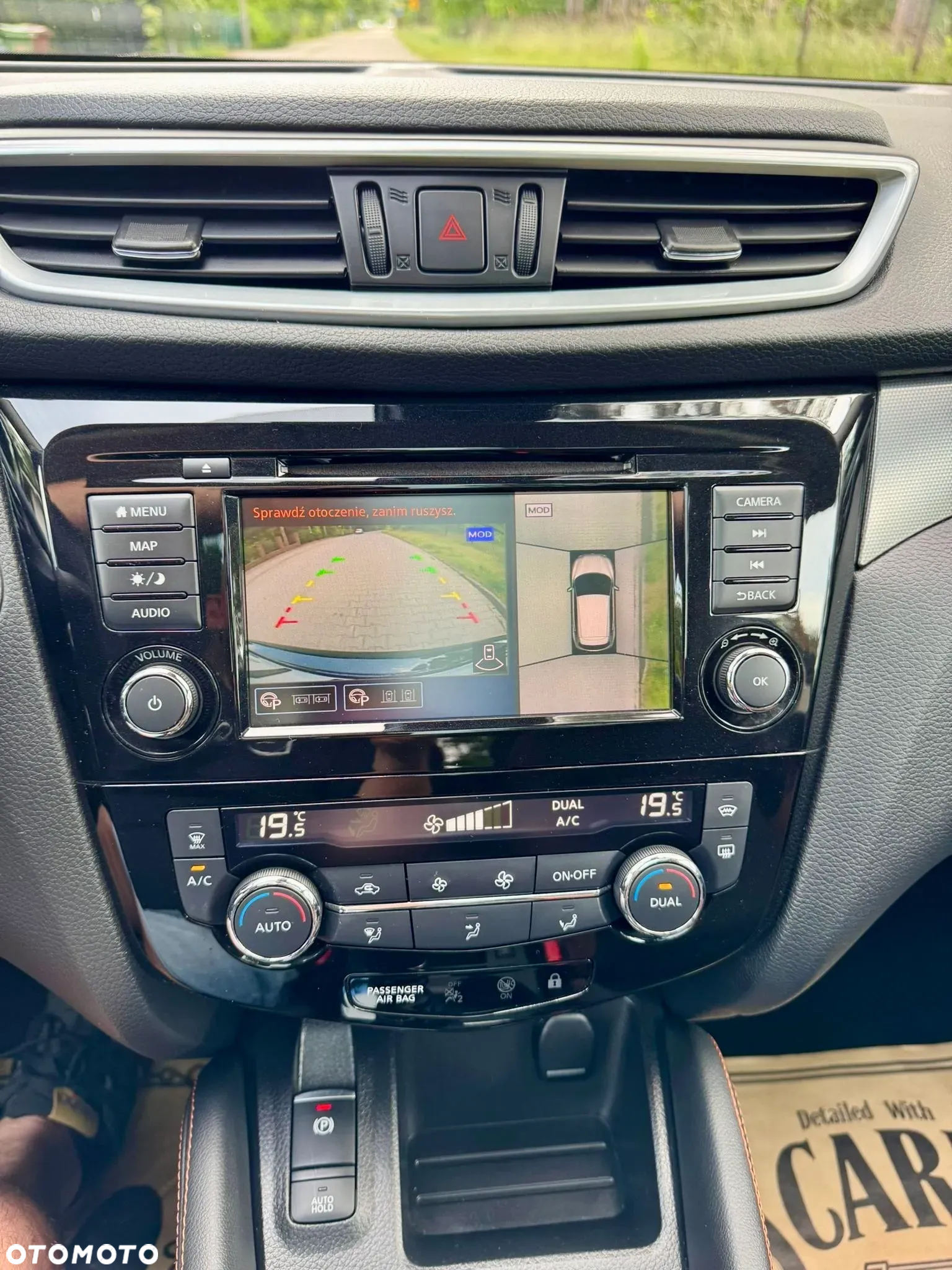 Nissan Qashqai 1.3 DIG-T N-Connecta - 20