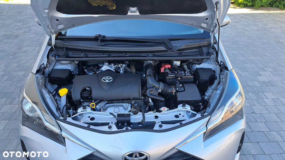 Toyota Yaris 1.5 Dynamic - 9