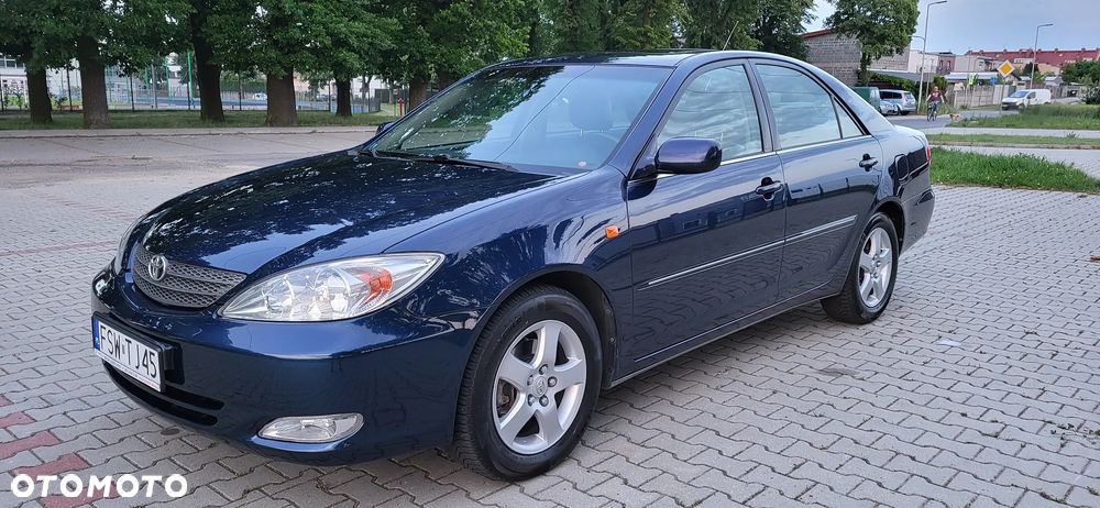Toyota Camry 3.0 V6 - 12