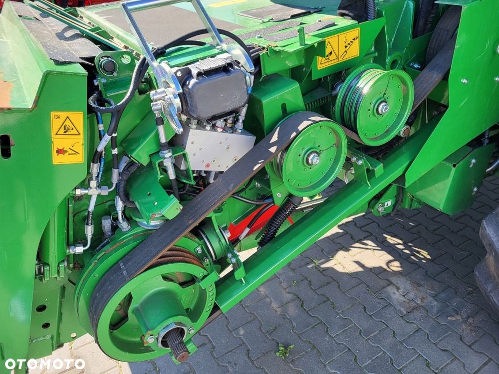 John Deere S 780 i - 9
