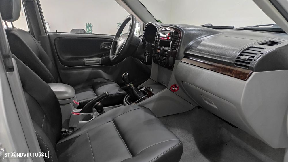 Suzuki Grand Vitara XL-7 2.0 HDi - 25