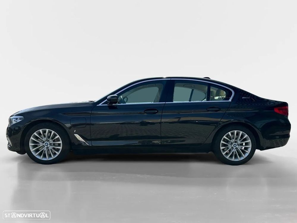 BMW 530 e iPerformance Line Luxury - 3