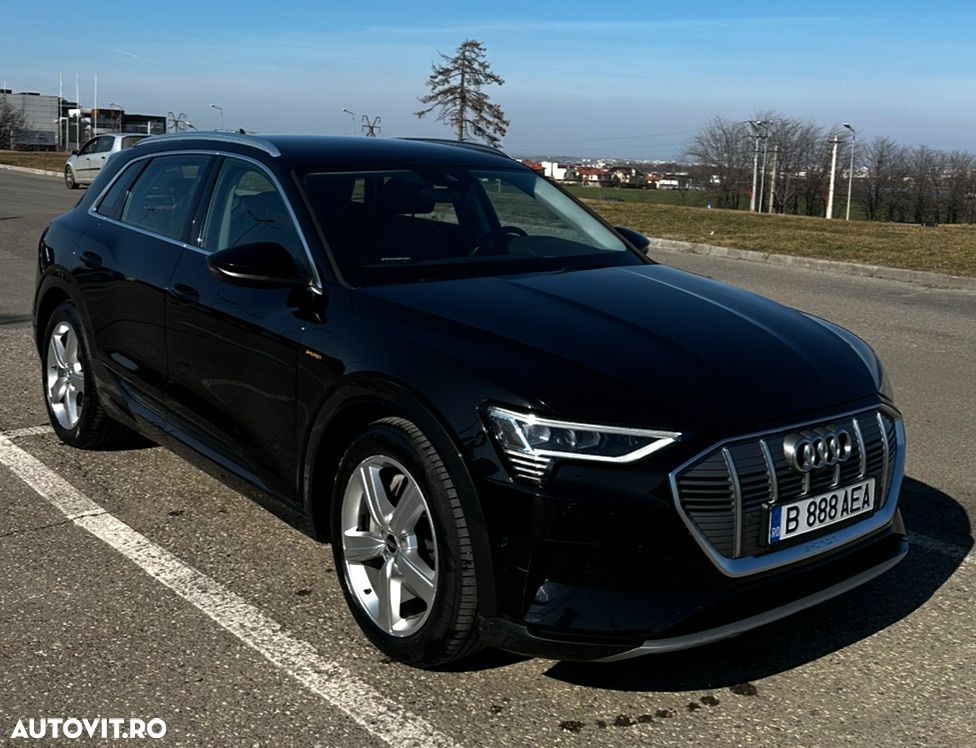 Audi e-tron 55 quattro Advanced - 1